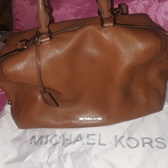 Michael Kors Leather Kirby Satchel - Picture 3 of 9
